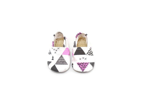 ORCHID TRIANGLE ORGANIC BOOTIE